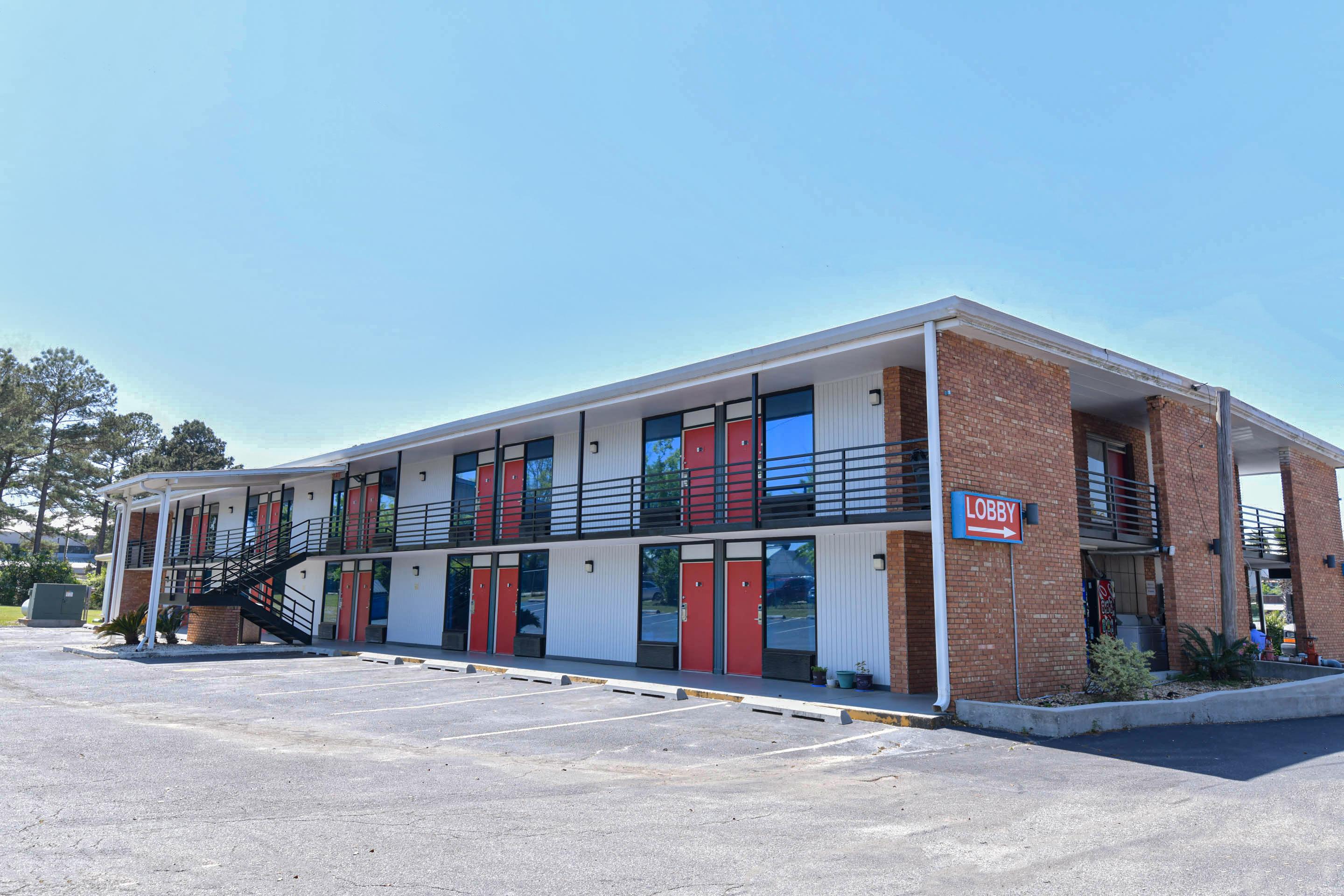 Oyo Hotel Valdosta Ga I-75 Exterior foto